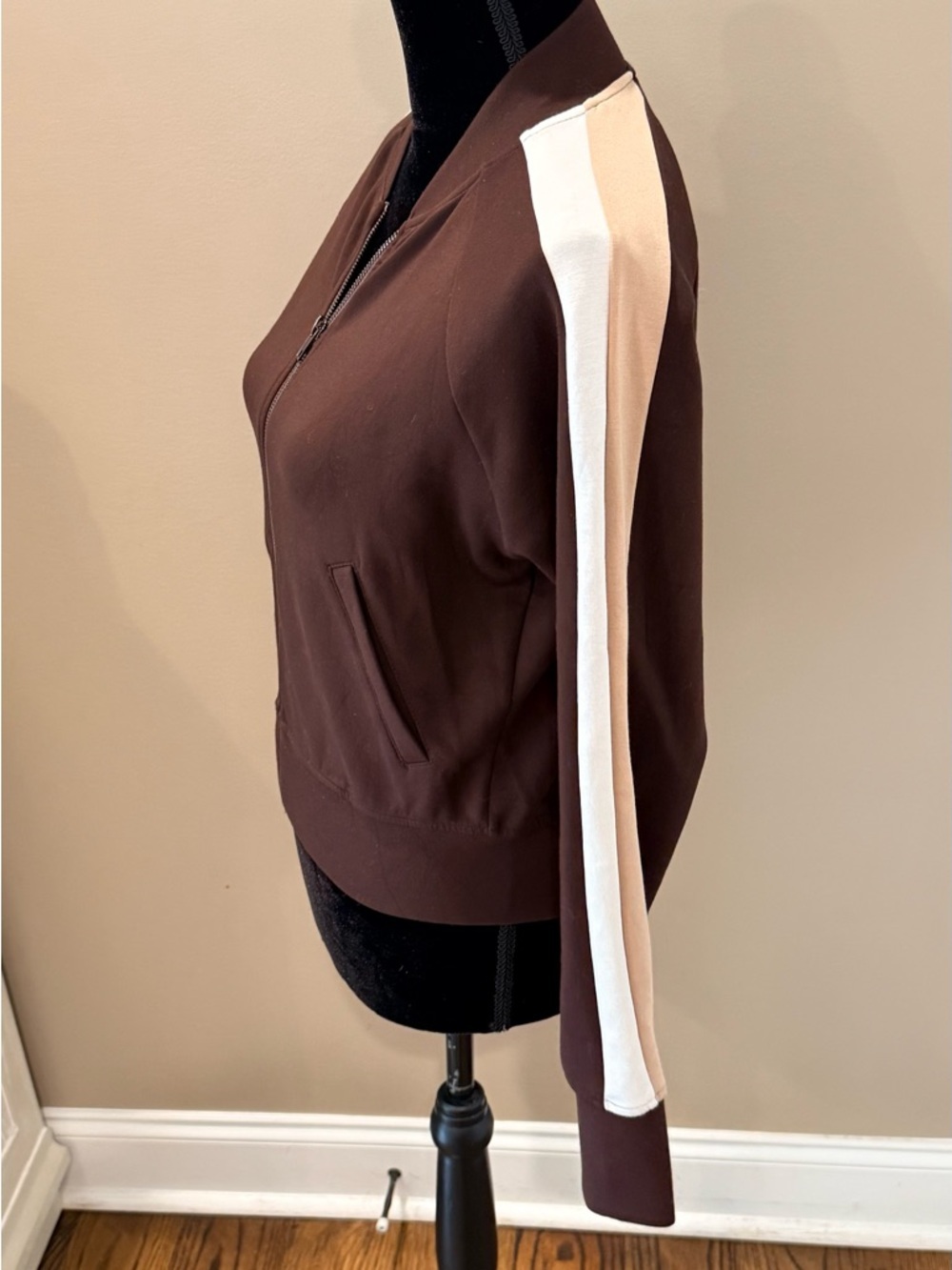 Women’s CARBON38 Bomber jacket & wide leg track pant scuba set- Size Small - Picture 6 of 12